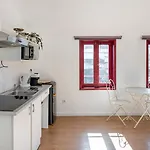 Guestready - Old Town House 3 Apartman *